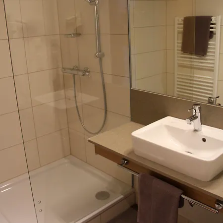 Hotel Drei Lilien *